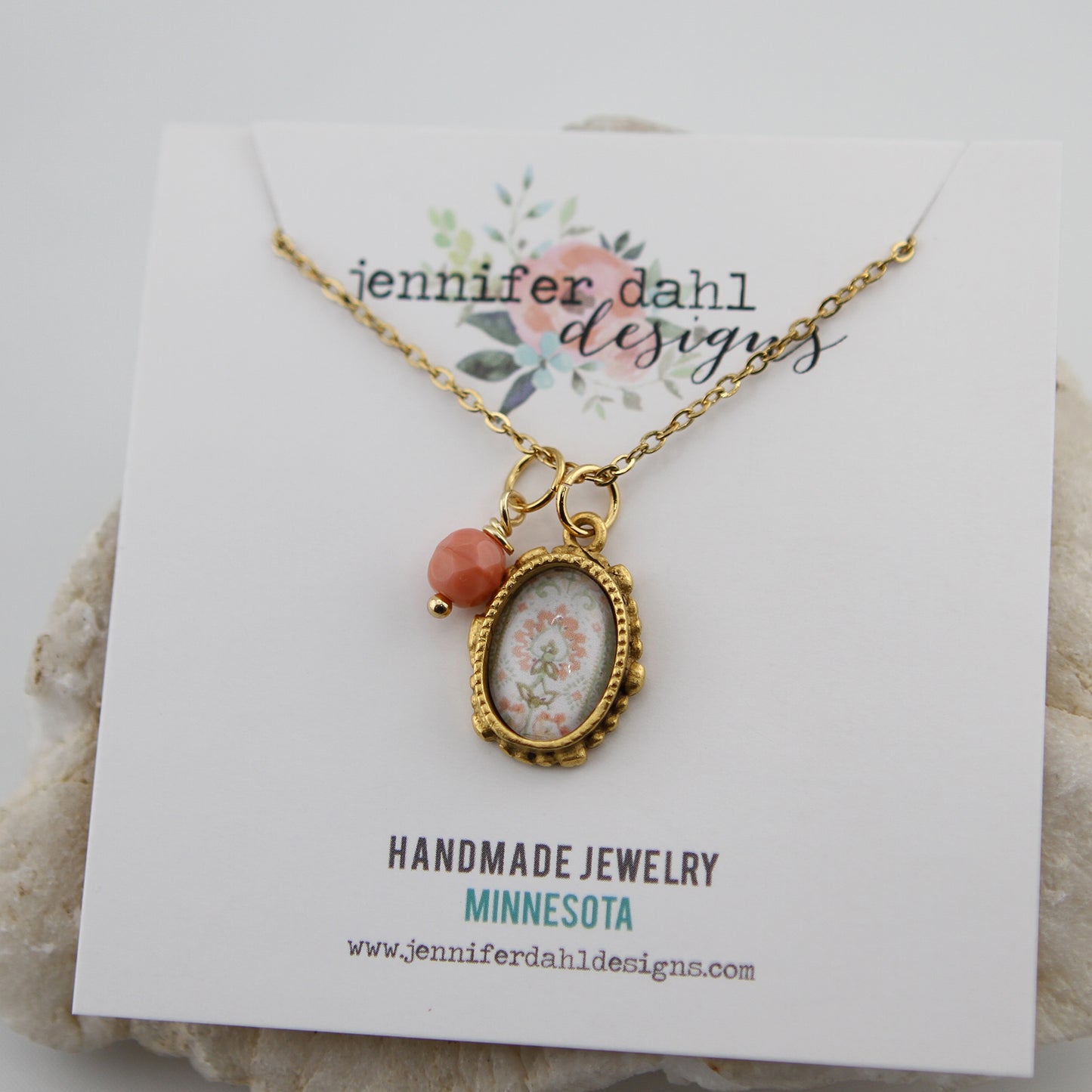 Vintage Wallpaper Pink Floral Ornate Oval Gold Necklace